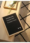 LETTER BOARD Üzenő tábla 250 db betű, szám és szimbólum készlettel