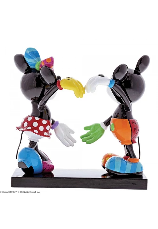 Mickey & Minnie egér karjaikkal szívet formálnak